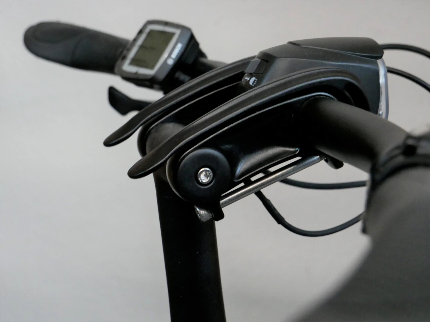 Tern Abdeckkappe Für Lenker T-Säule - Tern GSD & HSD – Bild 2